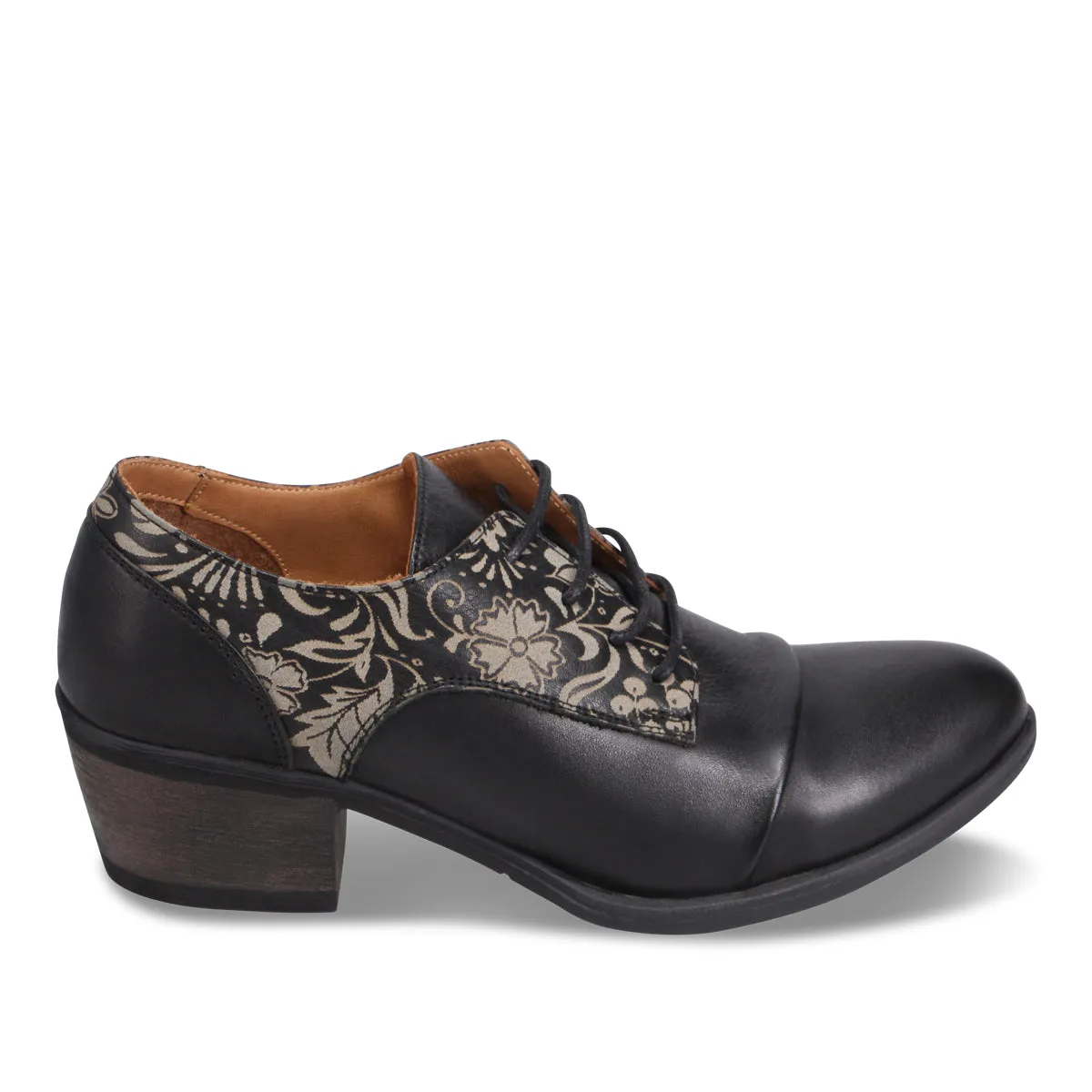 Valor Heeled Oxford
