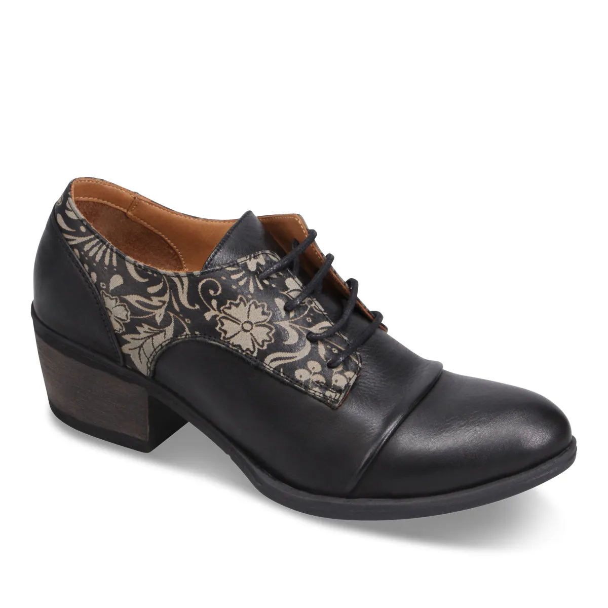 Valor Heeled Oxford