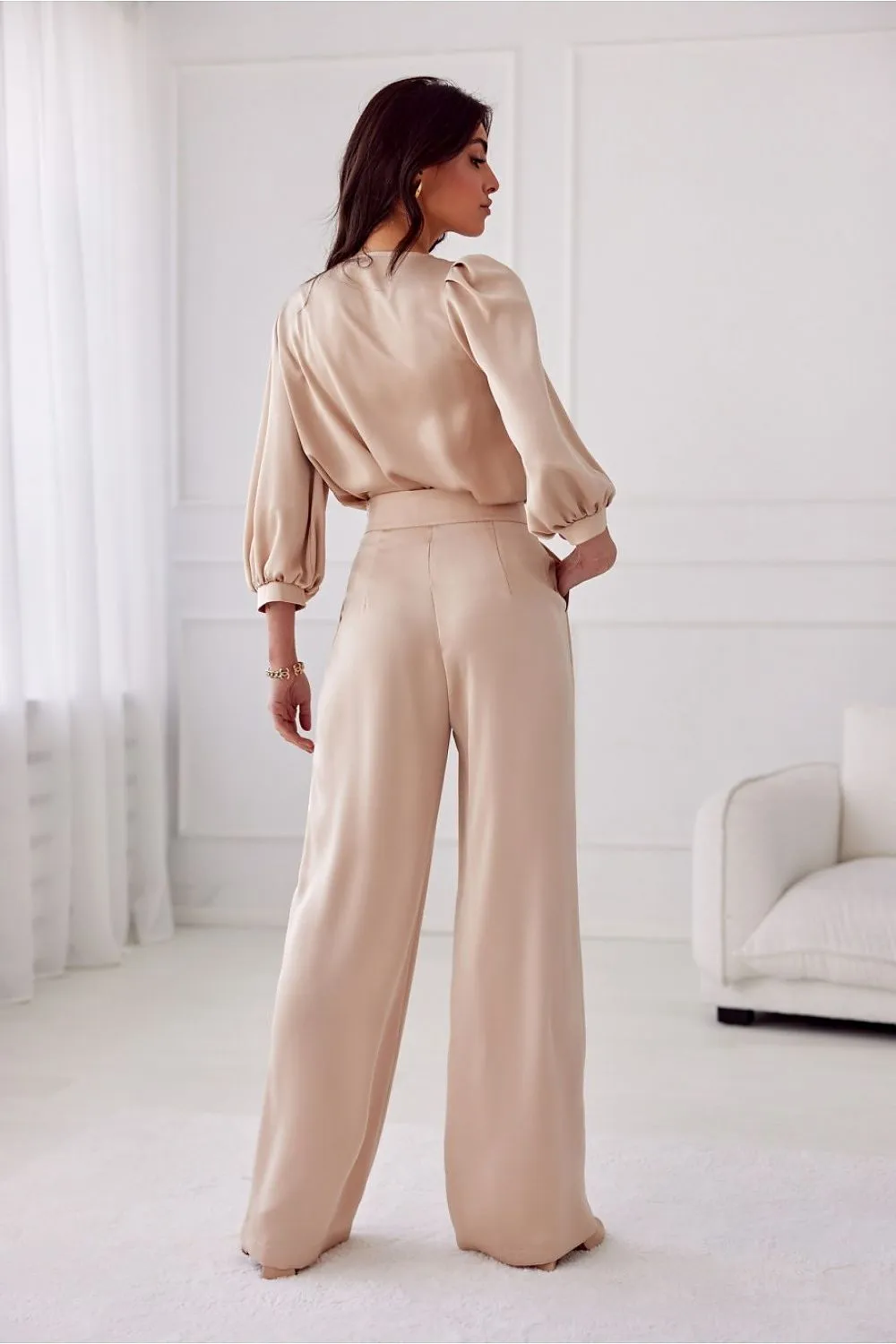 Women delicate satin wide legs pants