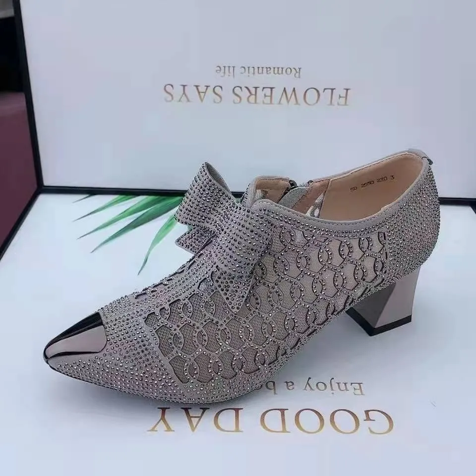 Women Fashion Rhinestone Hollow Chunky  Heeled Sandals