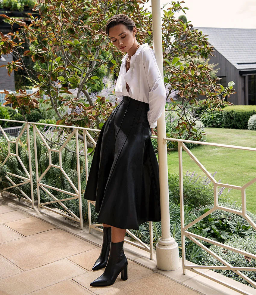 ZIARA85 Block Heel Ankle Boot in Black